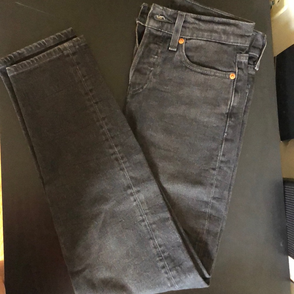 NWOT Levi’s Wedgie Icon Straight Leg Jeans